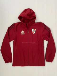 CAMPERA ROMPEVIENTOS DE LLUVIA BORDO 2019 - 20 en internet