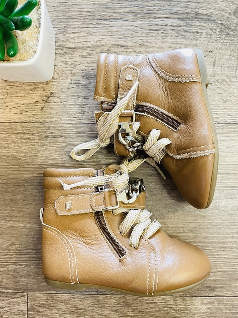 Bota Bibi em couro 22 - comprar online