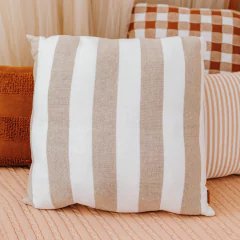almofada-quadrada-listras-rian-tricot-sisal