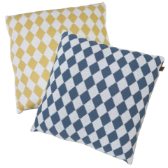 almofada-quadrada-losangos-rian-tricot