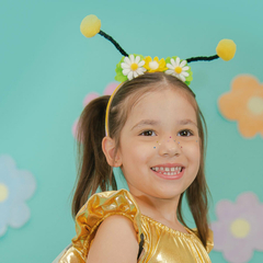 asa-e-tiara-abelha-minibossa