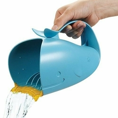 caneca-para-enxague-baleia-moby-azul-skiphop