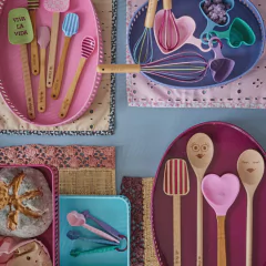 bandeja-metalica-lilas-rosa-ou-ameixa-suave-rice-dk