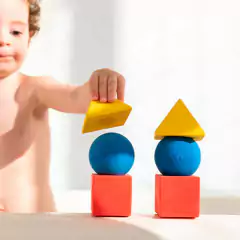 blocos-flutuantes-cores-basicas-mordedor-bebe-olicarol