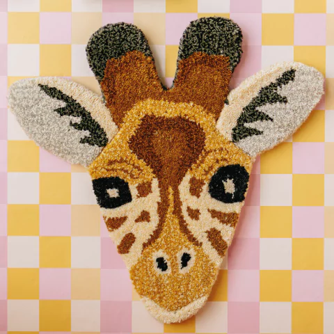 cabeca-de-girafa-gimpy-doing-goods