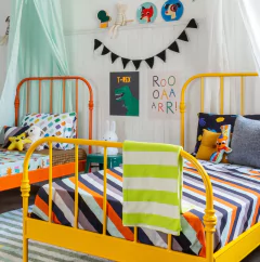 cama-de-ferro-solteiro-estilo-patente-amarela