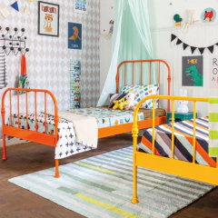 cama-de-ferro-solteiro-estilo-patente-amarela