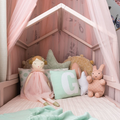 cama-papaya-com-casinha-cia-do-movel-rosa