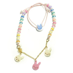 colar-perolas-pastel-e-coelhinhos-lilies-roses-ny