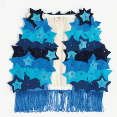 colete-de-estrelas-com-franjas-azul-historias-de-vestir