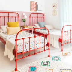 Cama de Ferro Solteiro Estilo Haras Vermelha - comprar online