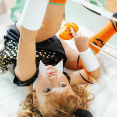 gola-e-bracelete-wandinha-minibossa
