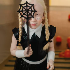 gola-e-bracelete-wandinha-minibossa