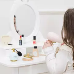 kit-profissoes-acessorios-de-beleza-le-toy-van