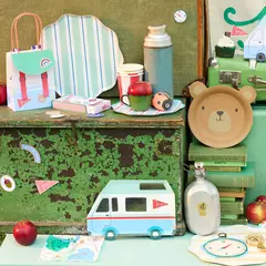 decoracao-colmeia-urso-e-pinheiro-meri-meri