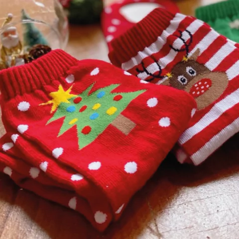 meia-3-4-arvore-de-natal-cantarola