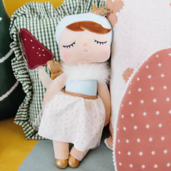 boneca-metoo-doll-anjo-azul-com-asa-dourada