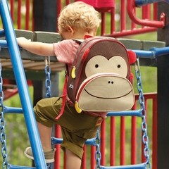 mochila-zoo-macaco-skip-hop
