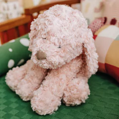 pelucia-dog-rosa-sam-peas