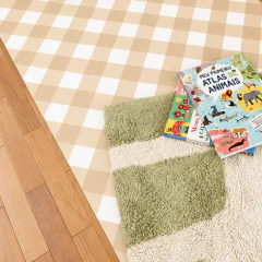 Com nosso Playmat as crianças poderão brincar sem perigo de sujar o chão. Deixa o quartinho colorido e muito charmoso. Ideal para crianças alérgicas e também para quem tem pet em casa. Sua limpeza é muito fácil! 