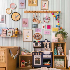 poster-a5-we-are-the-dreamers-of-dreams-verde-listrado-rice-dk