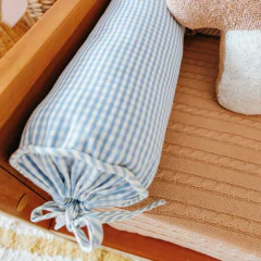 rolo-de-protecao-para-cama-vichy-mimoo-azul
