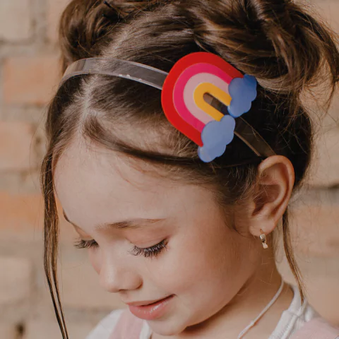 tiara-acrilico-arco-iris-lilies-roses-ny