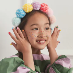 tiara-pompom-arco-iris-meri-meri