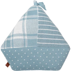 Almofada decorativa Rian Tricot Veleiro Xadrez em formato de veleiro, com estampa xadrez e poá nas cores azul e branco.