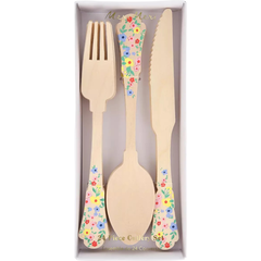 talheres-de-madeira-floral-elegante-meri-meri