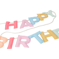 guirlanda-de-feltro-letras-happy-birthday-meri-meri