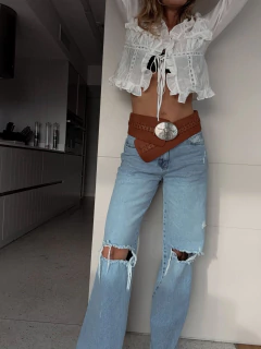 JEAN MIA ROTURAS en internet