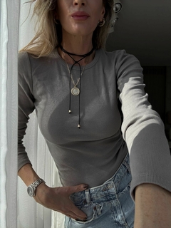 REMERA MORLEY SEBASTIAN VISON en internet
