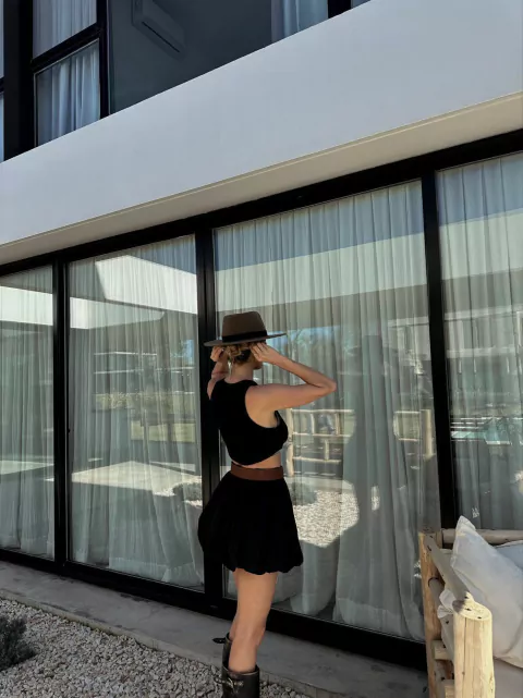 TOP MORLEY CORTA NEGRA