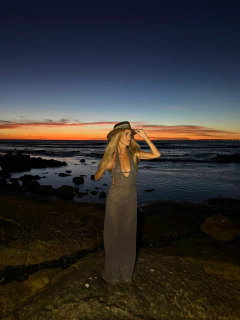 Imagen de VESTIDO GRIS ISLAND