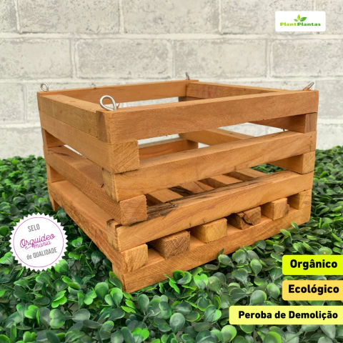 Cachepot quadrado de madeira peroba de demolição, com medidas de 20 x 20 x 12 cm, ideal para o cultivo das Orquídeas.