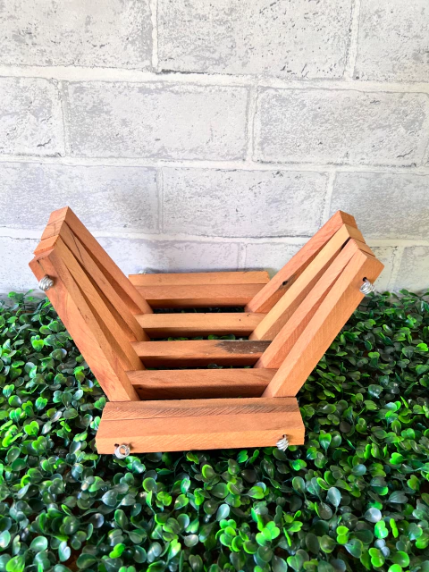 Cachepô de Madeira Peroba Asa Delta 20x15 cm: Alta Qualidade e Ideal para Cultivar Orquídeas - comprar online