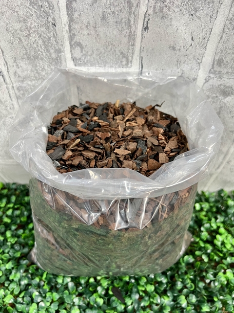 Mix de Casca de Pinus e Carvão "Pequeno" - Tratado, pacote de 1.2 kg