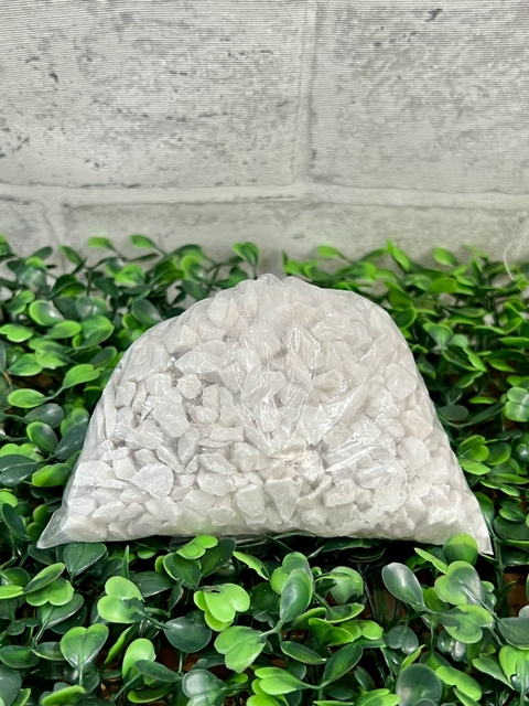 Pedrisco Branco M (300g) – Decoração e Drenagem para Vasos, Terrários e Jardins