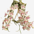 Orquídea Chiloschista viridiflava "Sakura" com flores brancas e detalhes em rosa, dispostas em forma de letra A.
