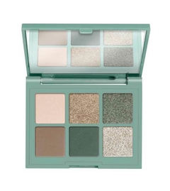 Essence Dancing Green Eyeshadow Palette