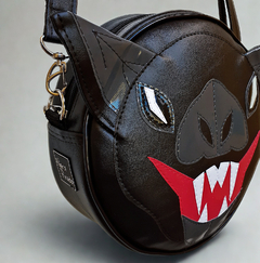 Bolsa Morcego Preto e Cinza na internet