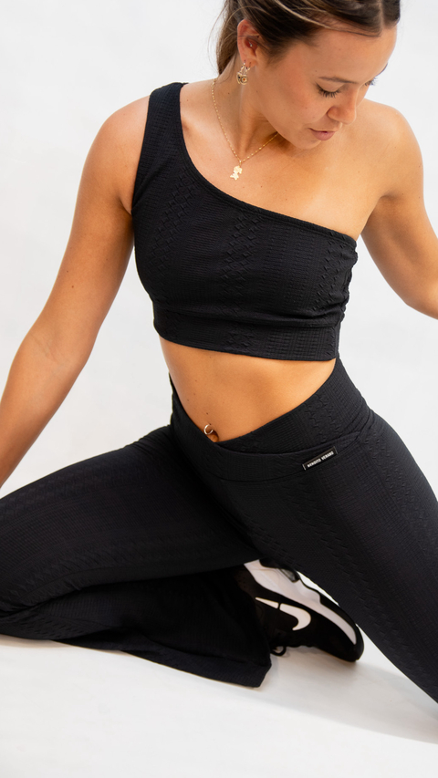 TOP ASIME BLACK TEXT - comprar online