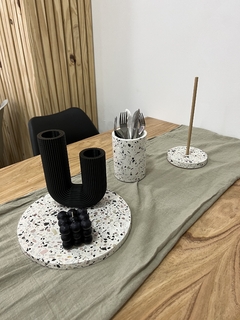 BANDEJA CIRCLE TERRAZO - Brothers Home Deco