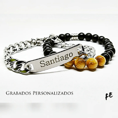 Combo 1 pulsera de piedras+ 1 pulsera grabada