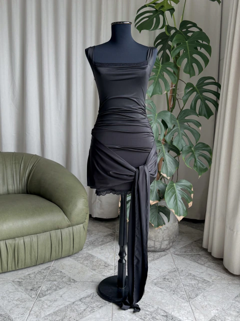 VESTIDO pareo puntilla