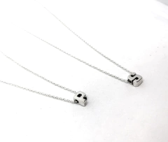 Collar Inicial Mini en internet