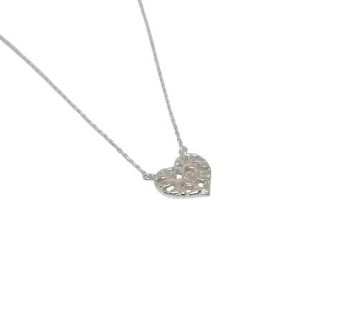 Collar Corazón con Hojitas