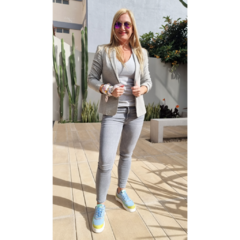 Zapatilla Vivir sin Permiso Celeste
