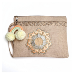 Sobre folk mandala arco iris natural